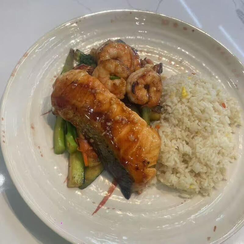 Shrimp N Salmon Hibachi